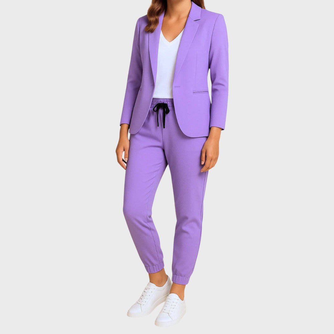 Comfortable jacket and trousers set