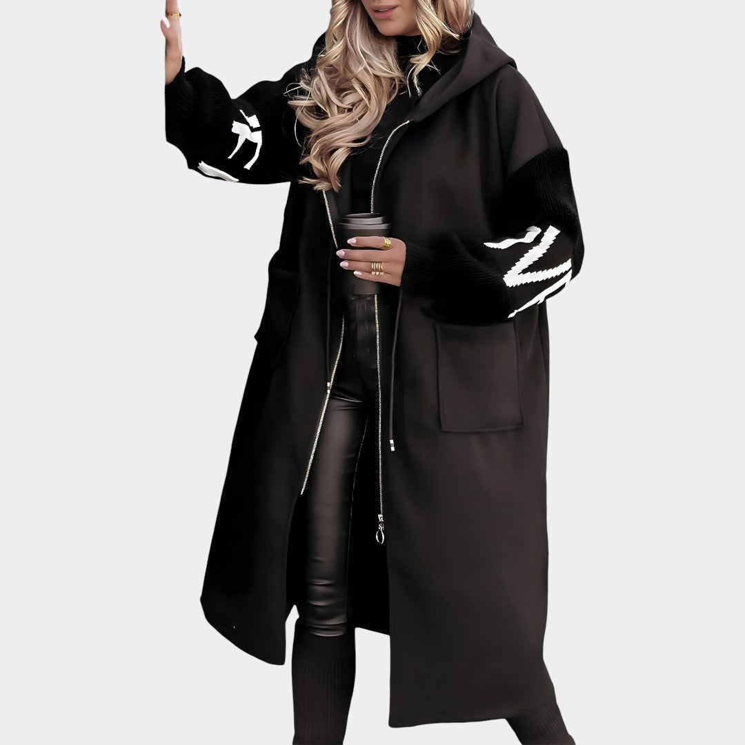 Elegant winter jacket with hood