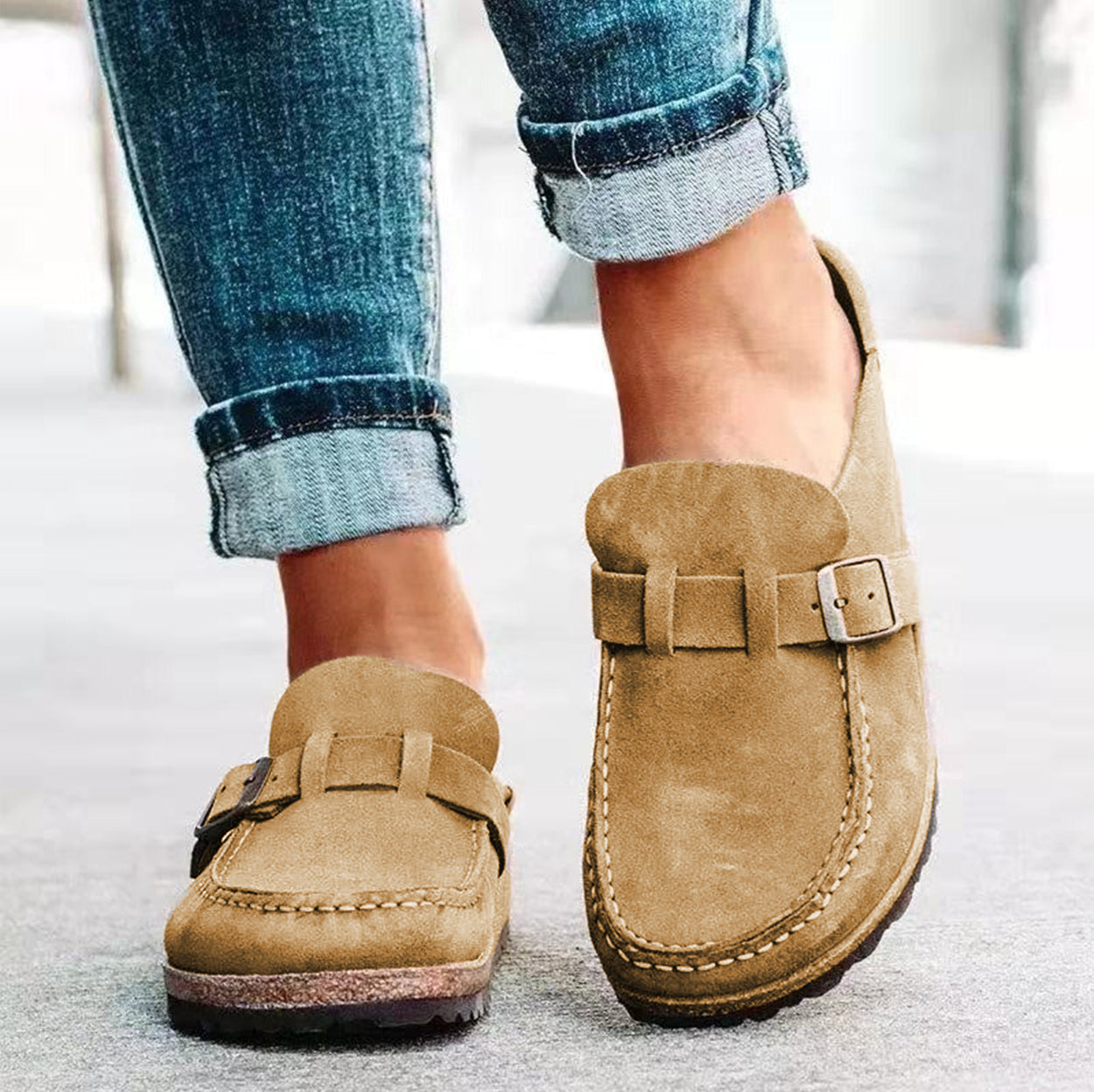 Magdaléna Elegant Orthopedic Moccasins with Decoration