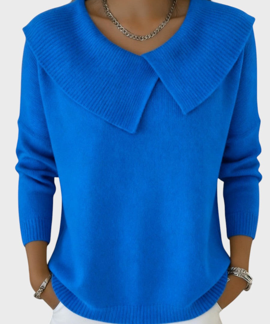 Mia Elegant Knitted Jumper with a Distinctive Collar