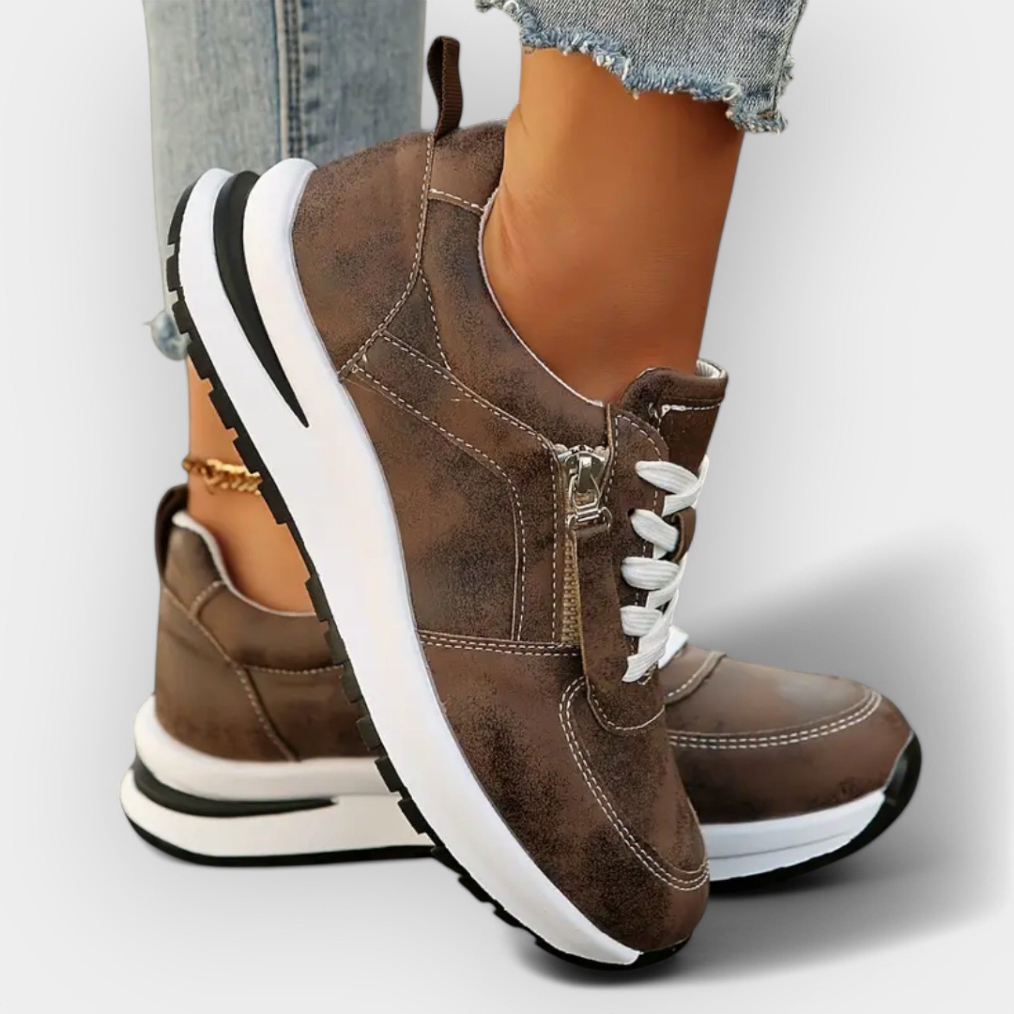 Lucie Elegant Anatomic Sneakers for the City