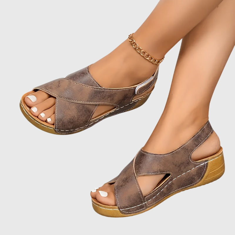 Comfortable orthopedic sandals