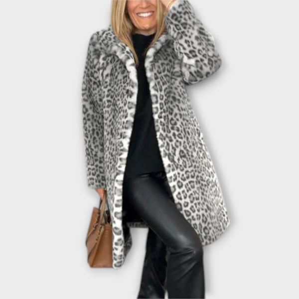 Leopard elbow