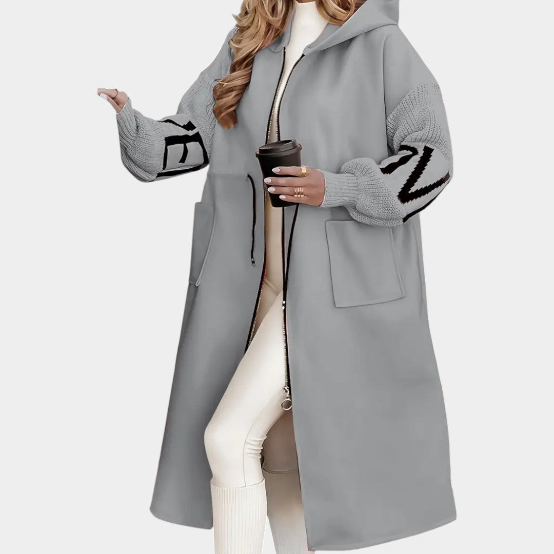 Elegant winter jacket with hood