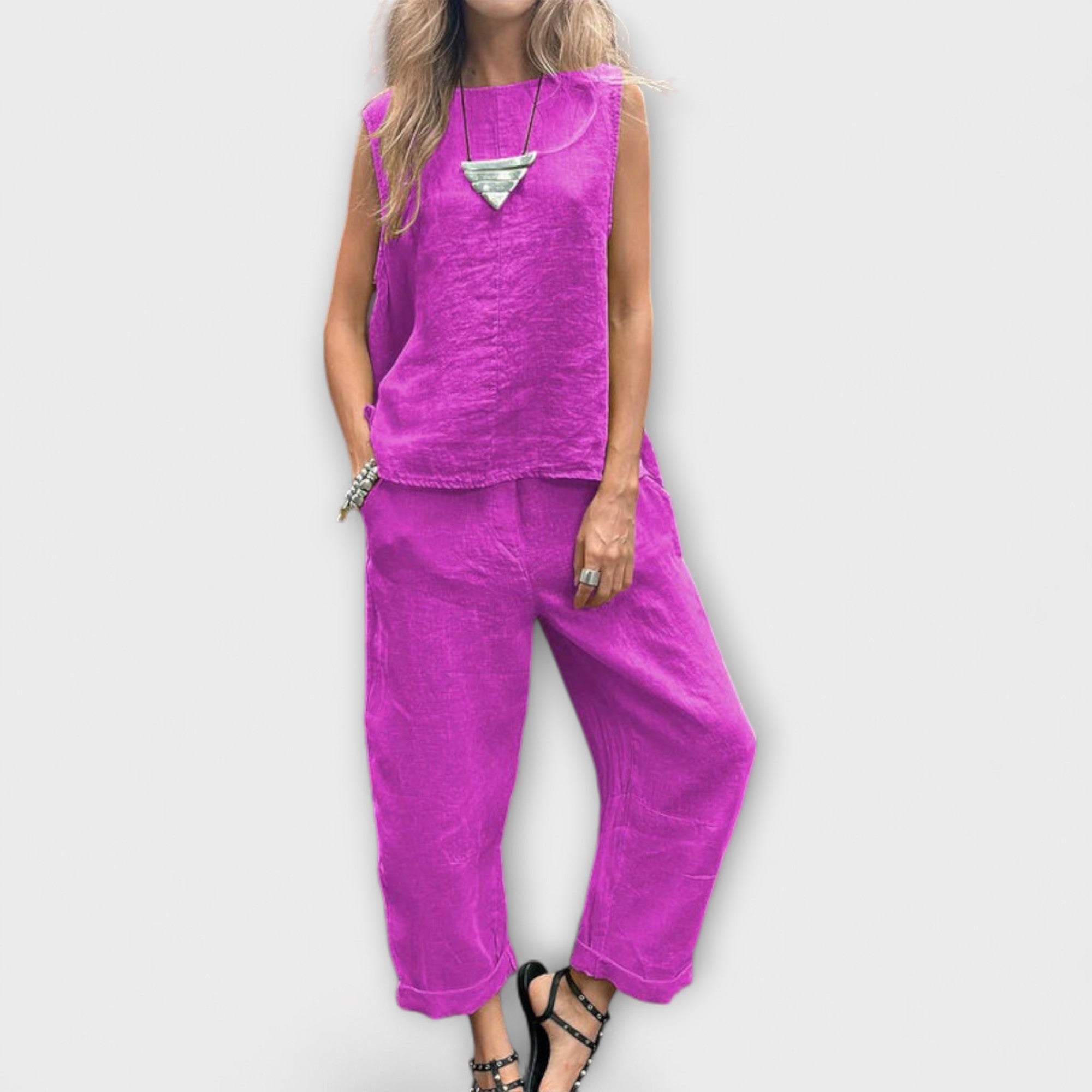 Casual cotton and linen outfit