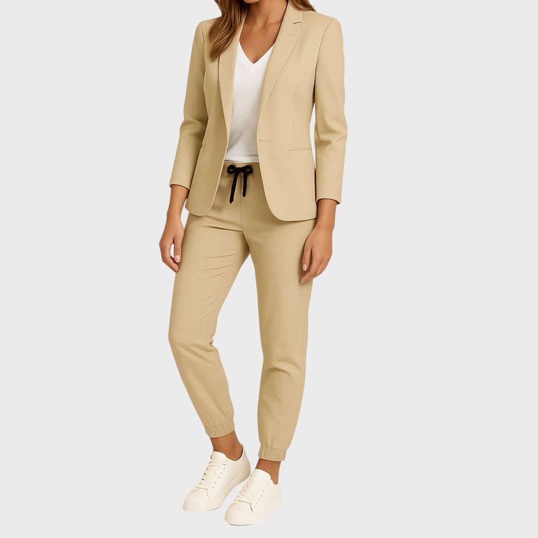 Comfortable jacket and trousers set