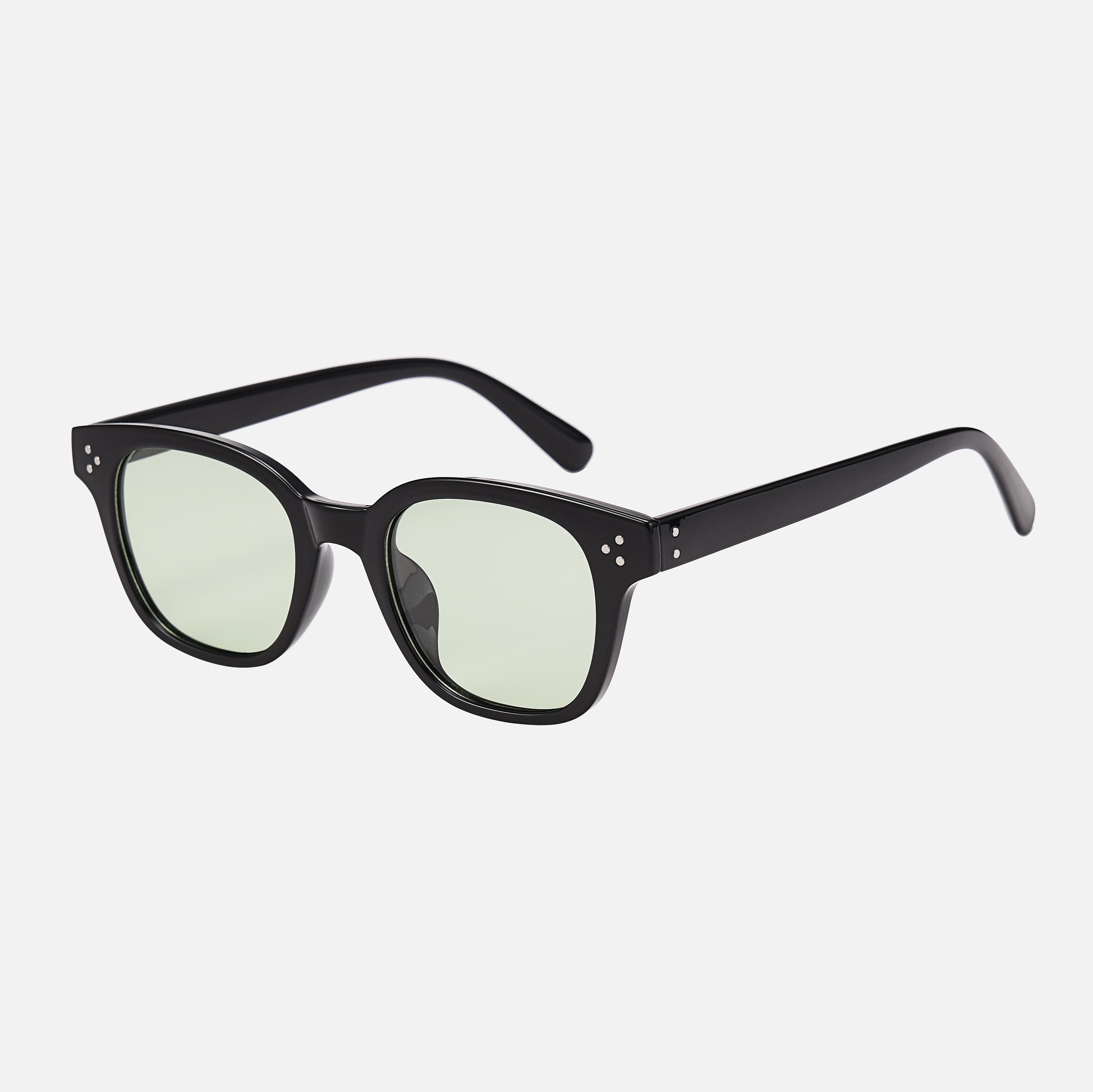 Veronika Sophisticated Lightweight Polarized Sunglasses