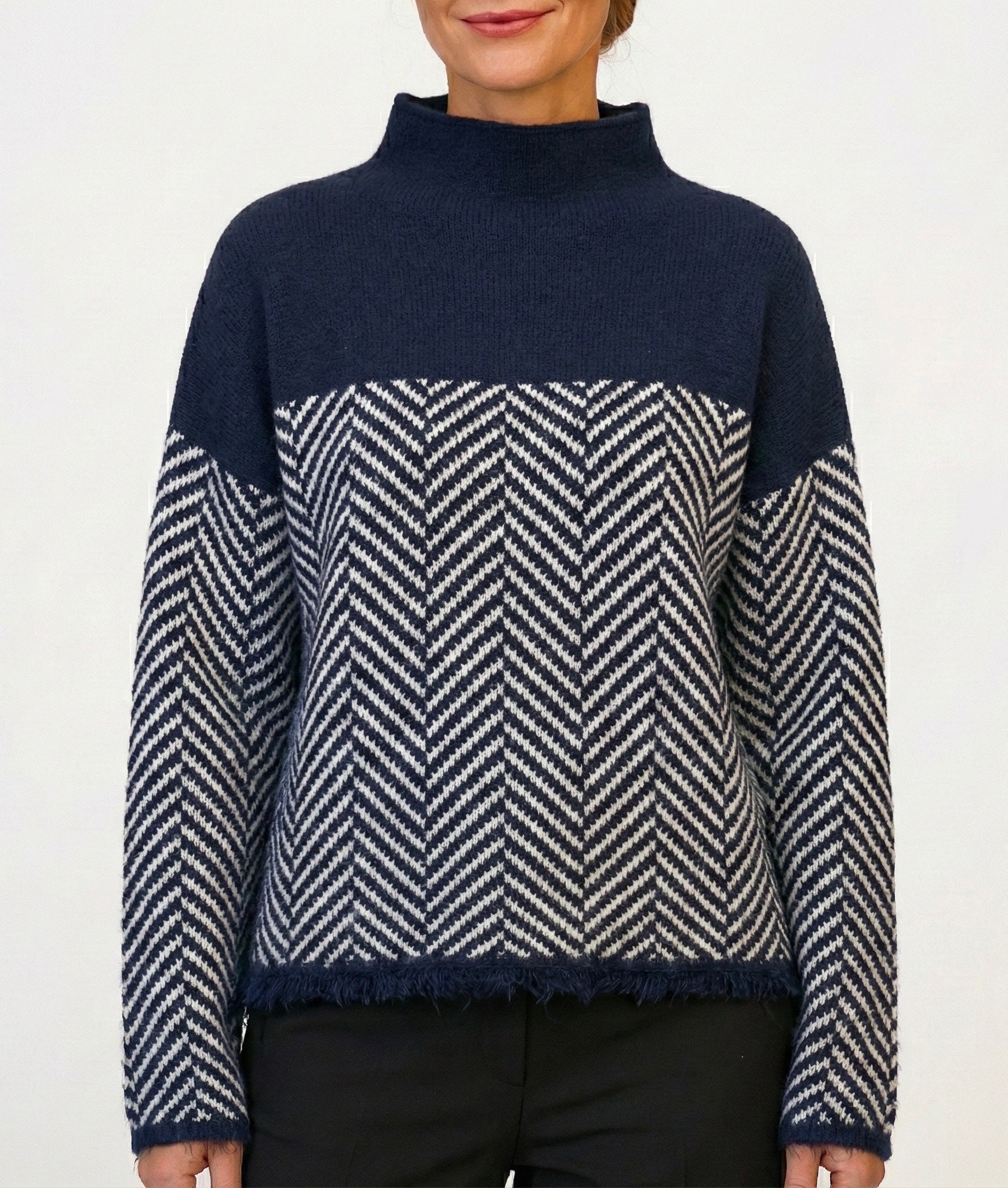 Julie - Structured Comfort for Cold Days