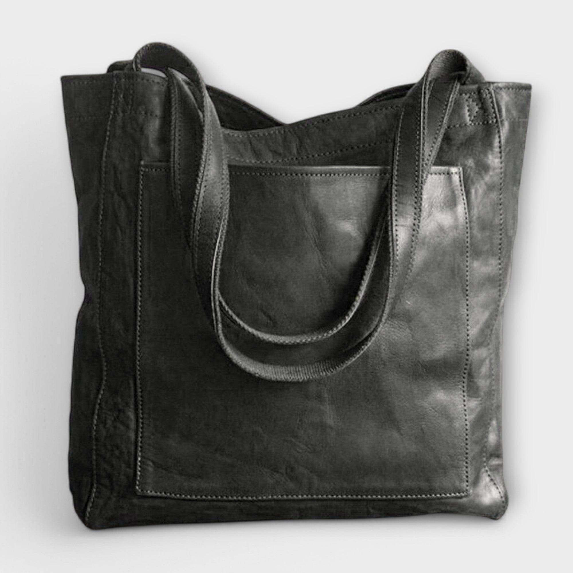 Stylish and practical shoulder bag
