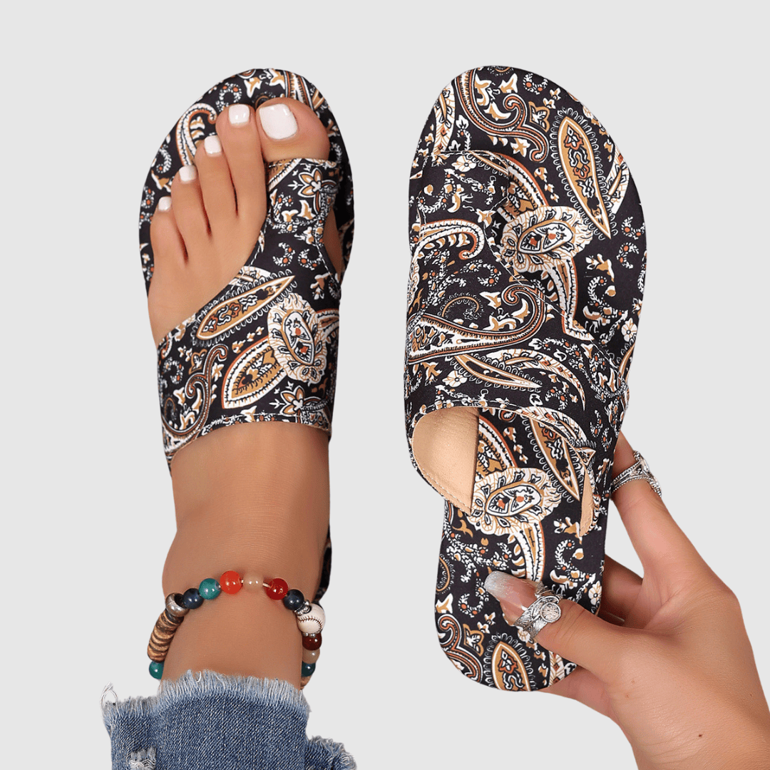 Emmaline - Vintage orthopedic sandals