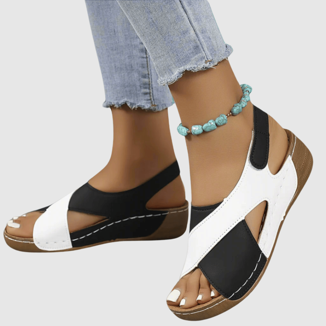 Hildegard - Two-tone leather sandals