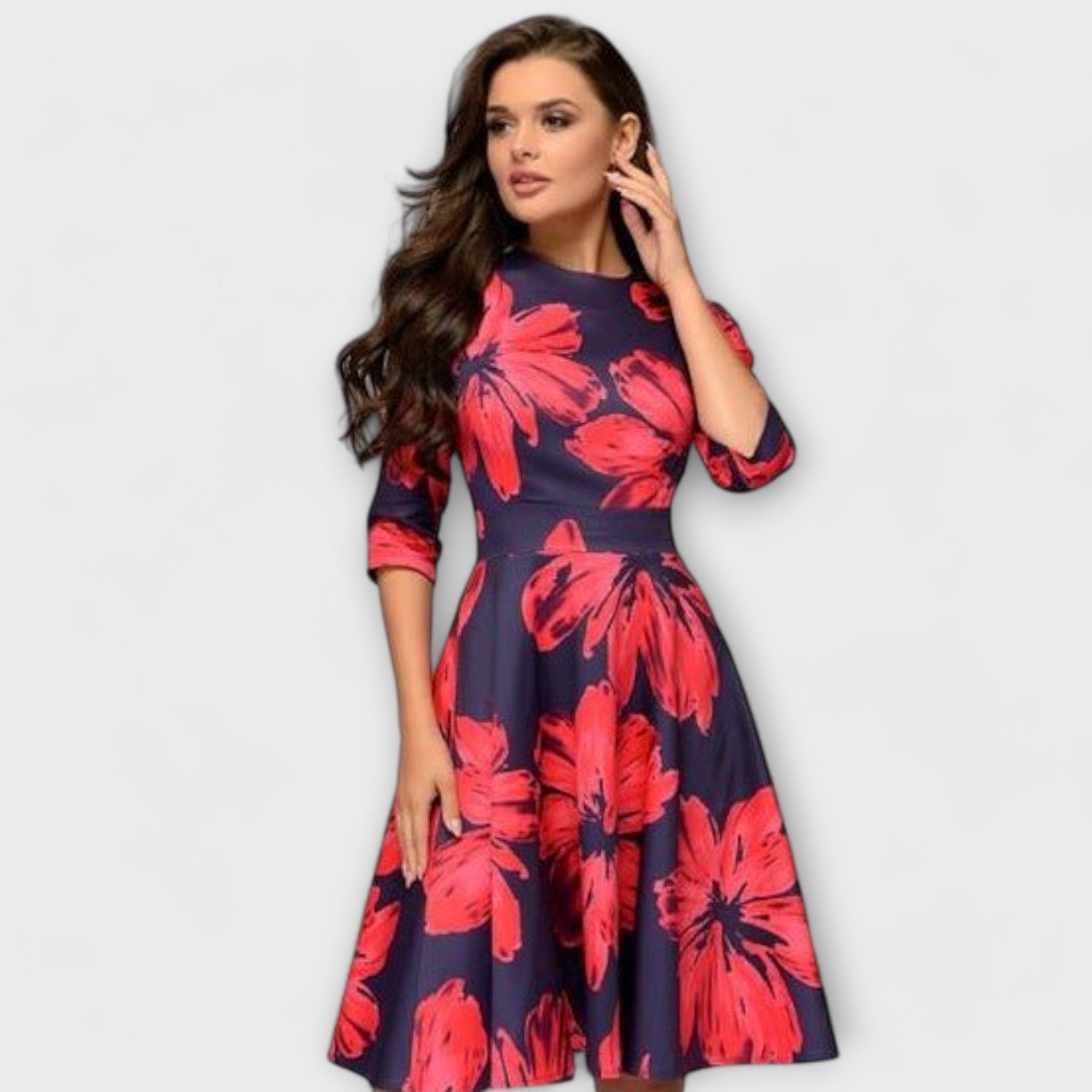 Rochie elegantă până la jumătatea gambei