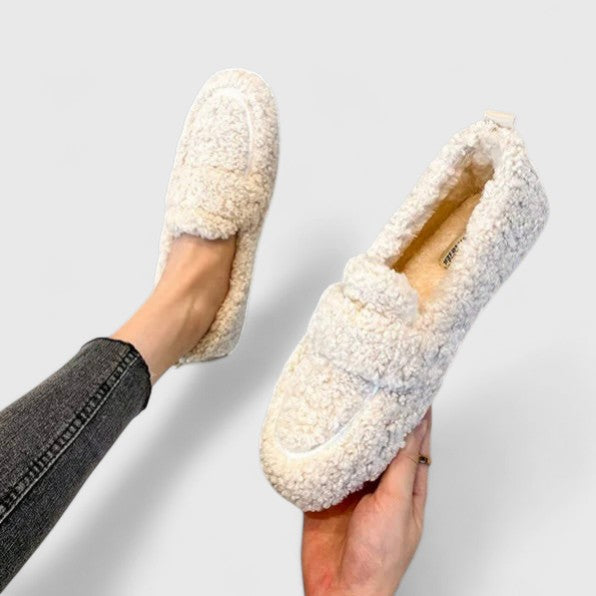 Lucie Elegant Moccasins with Warm Cover