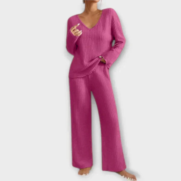 Costum de lounge cu dungi