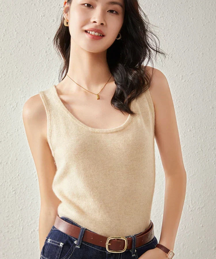 Ivanna Quinn Cashmere V-Neck