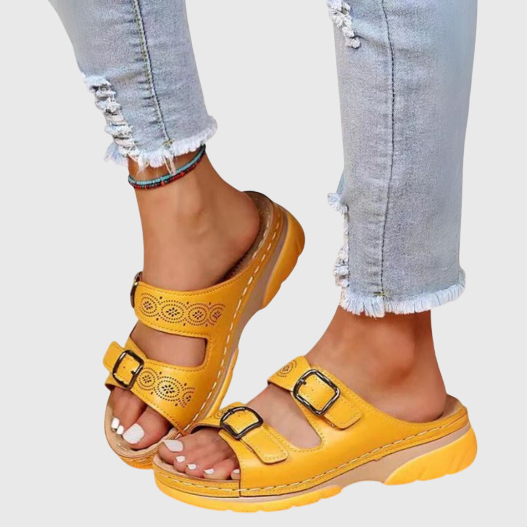 Orthopedic leather sandals