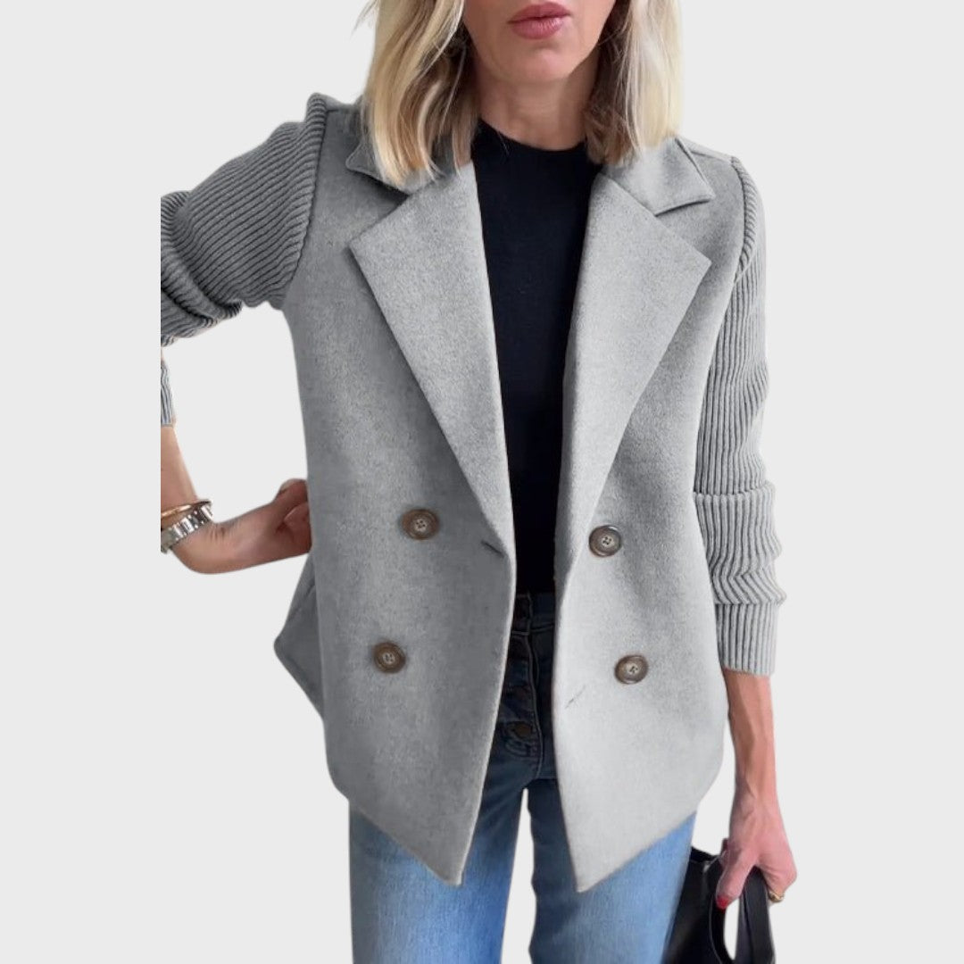 Emma – Blazer elegant cu mâneci din tricot