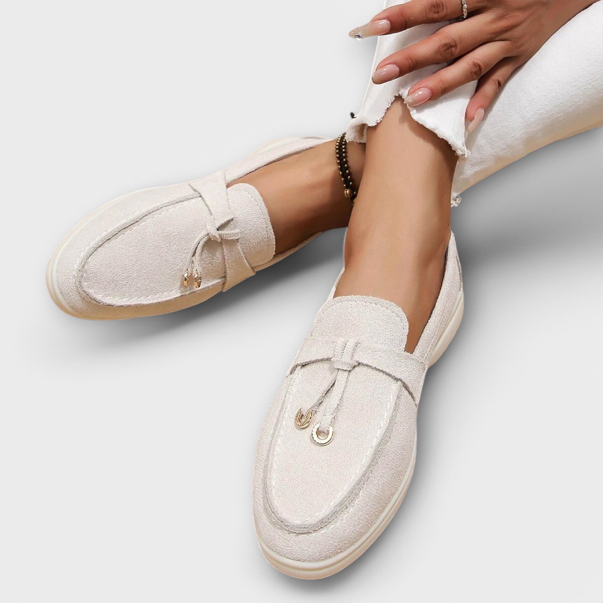 Veronika Sophisticated Loafers with Decorative Lace
