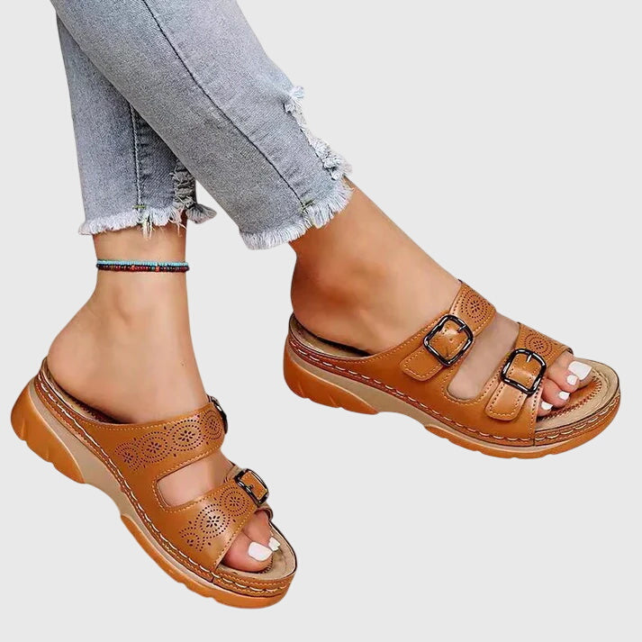Orthopedic leather sandals