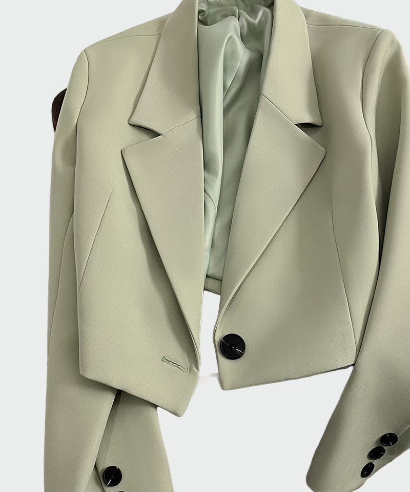 Jacket in refined line