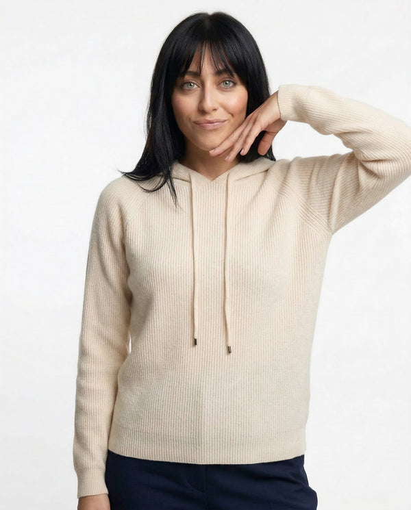 Classic hoodie for women in an urban style
