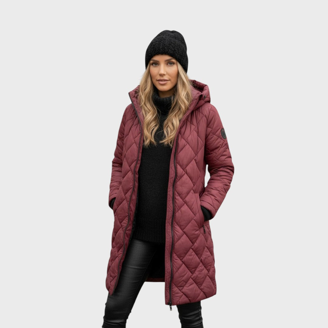 Elegant padded coat with hood